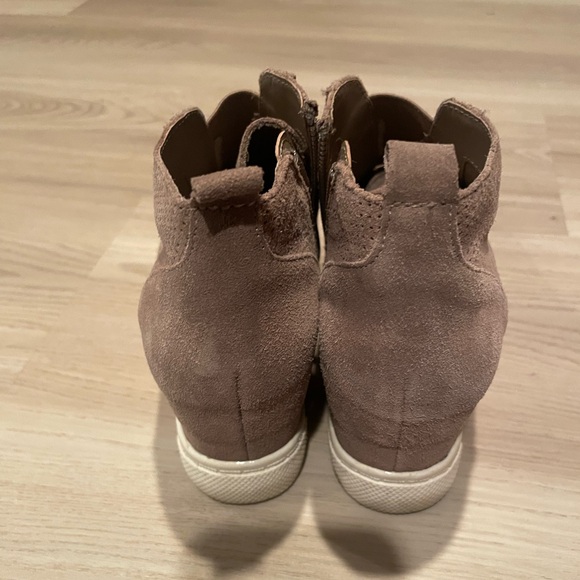 Steve Madden Wedges - Picture 2 of 7